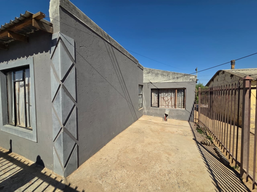 5 Bedroom Property for Sale in Rocklands Free State
